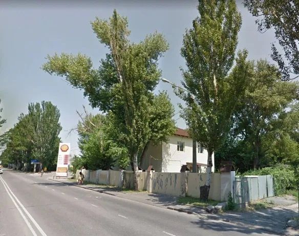 Commercial space on Dobrovolsky Avenue