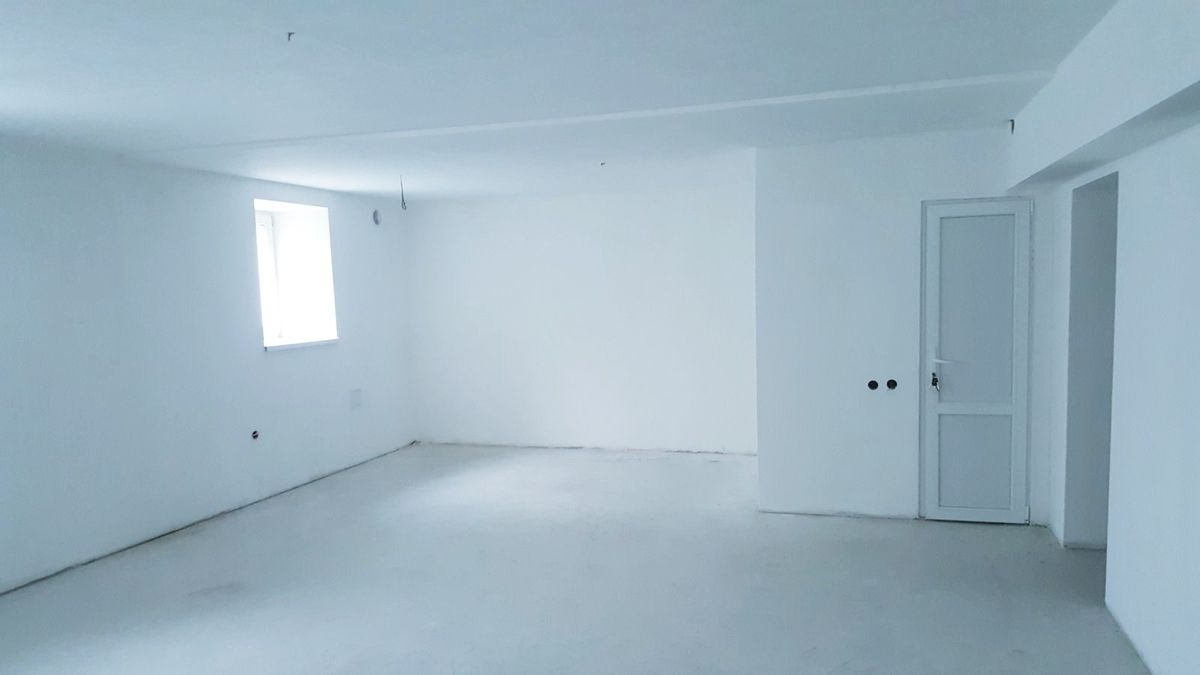 Commercial space on Segedskaya Street