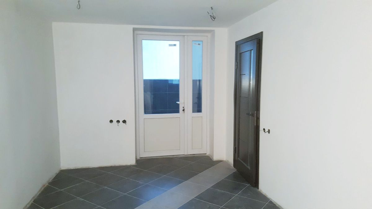 Commercial space on Segedskaya Street