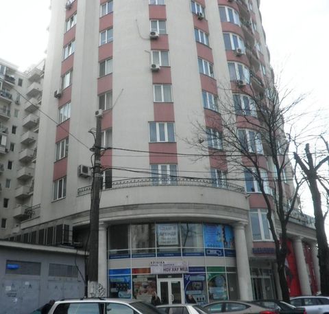 EX! For sale! Urgent! Great commercial property on Panteleymonivska Street!