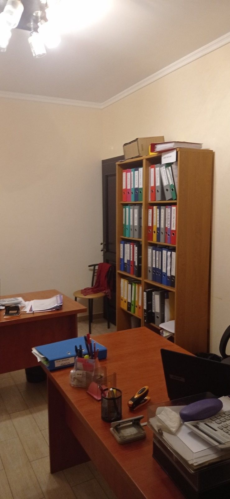 For Sale! Urgent! Commercial space for business with a full-sized 87-square-meter basement