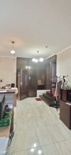 For Sale! Urgent! Commercial space for business with a full-sized 87-square-meter basement
