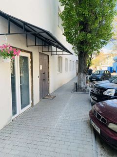 Premises on Bugaivska Street