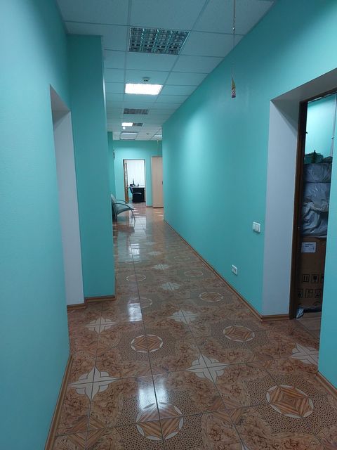 Commercial space on Akademichna Street