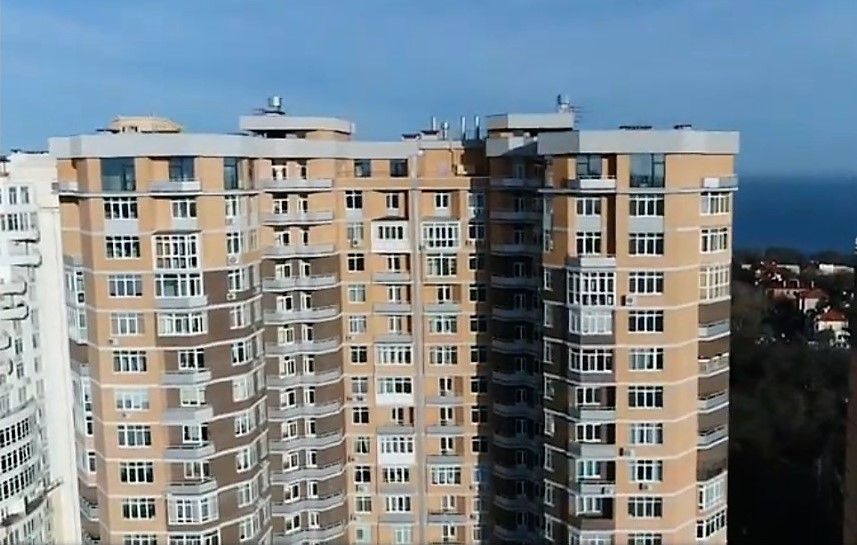 Квартира на Французький бульвар.