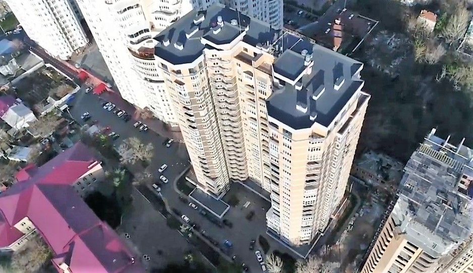 Квартира на Французький бульвар.