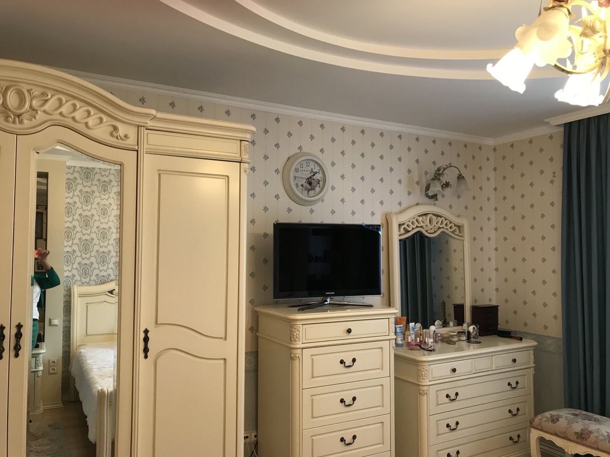 Apartment on Svetly Lane