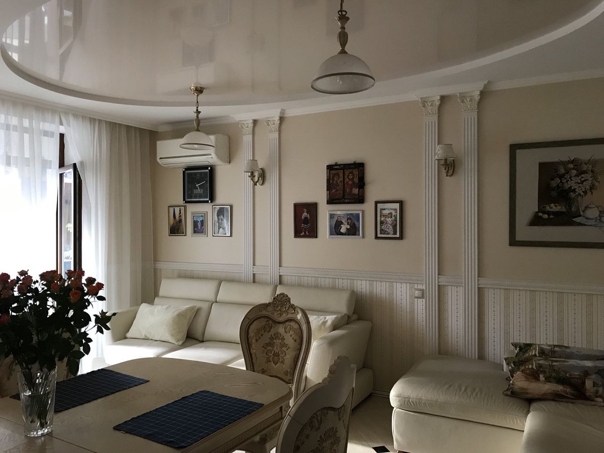 Apartment on Svetly Lane