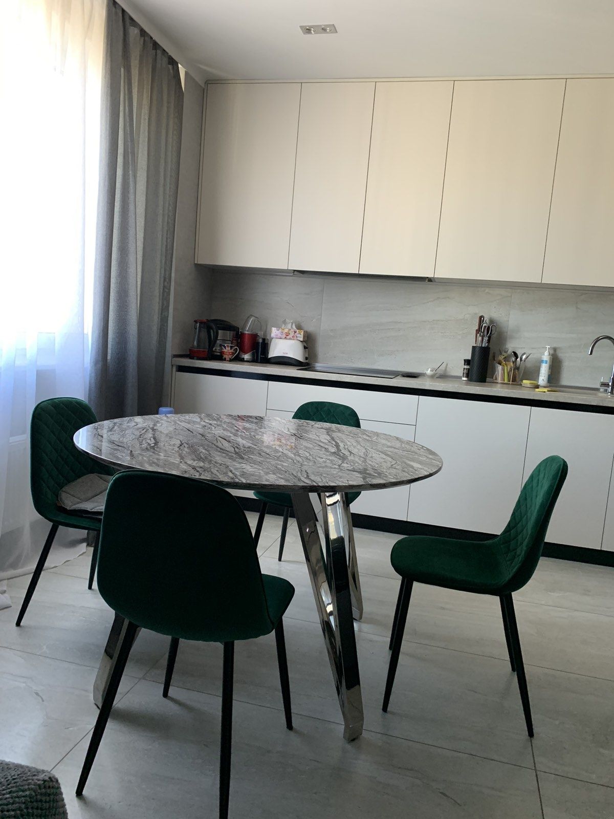 Apartment on Zhemchuzhnaya Street