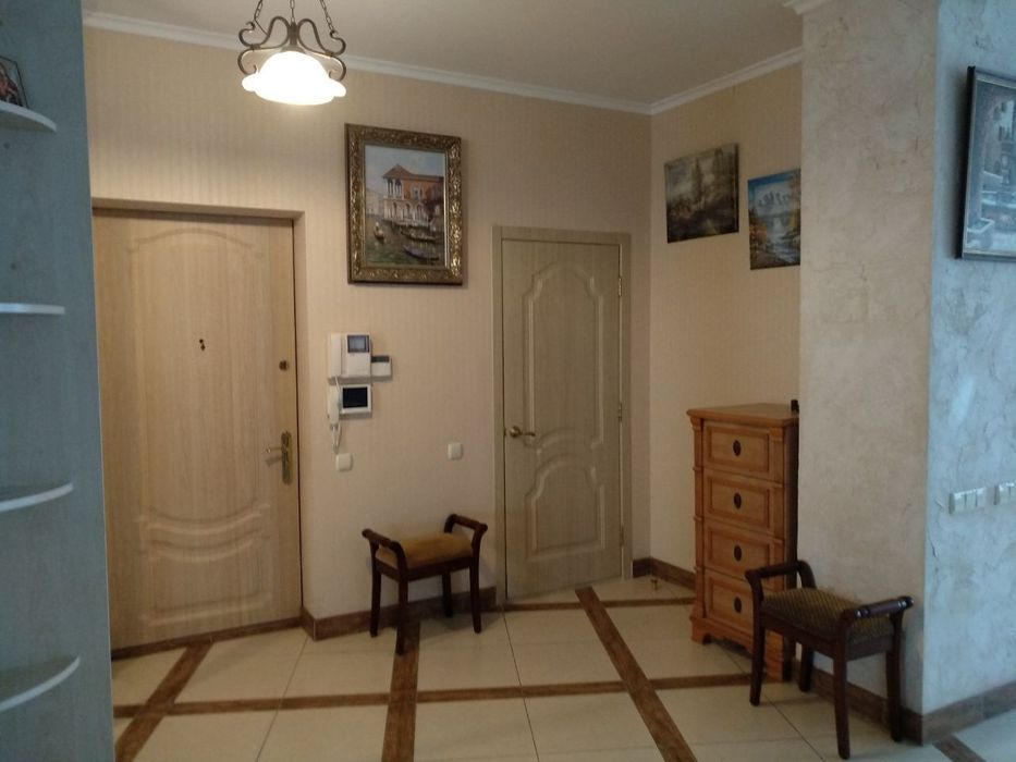 Kвартира на Литературна вул.