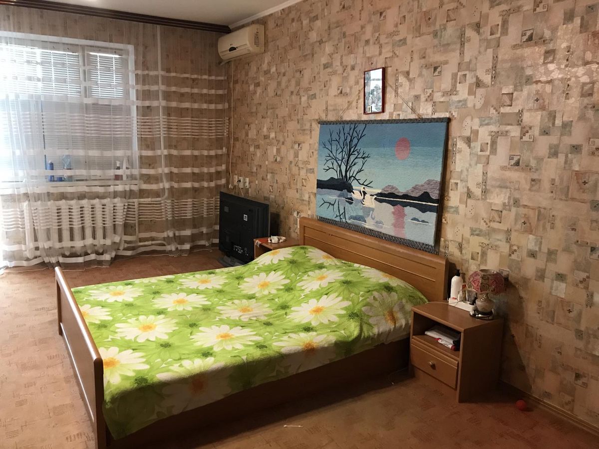 Квартира на Корольова Академіка вул.