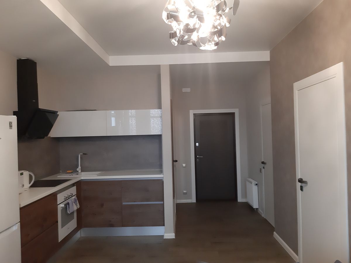 Apartment on Shady Street