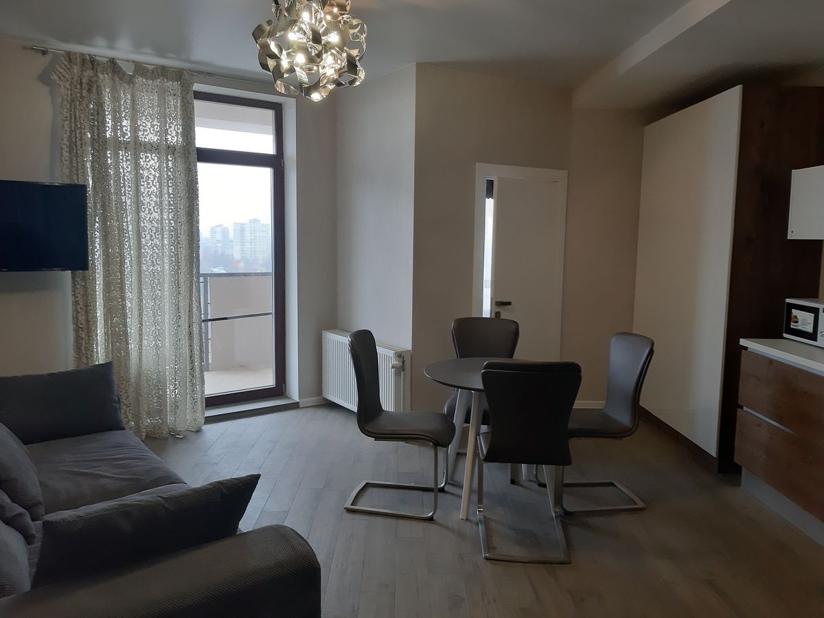 Apartment on Shady Street