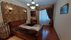Apartment on Klenovaya Street
