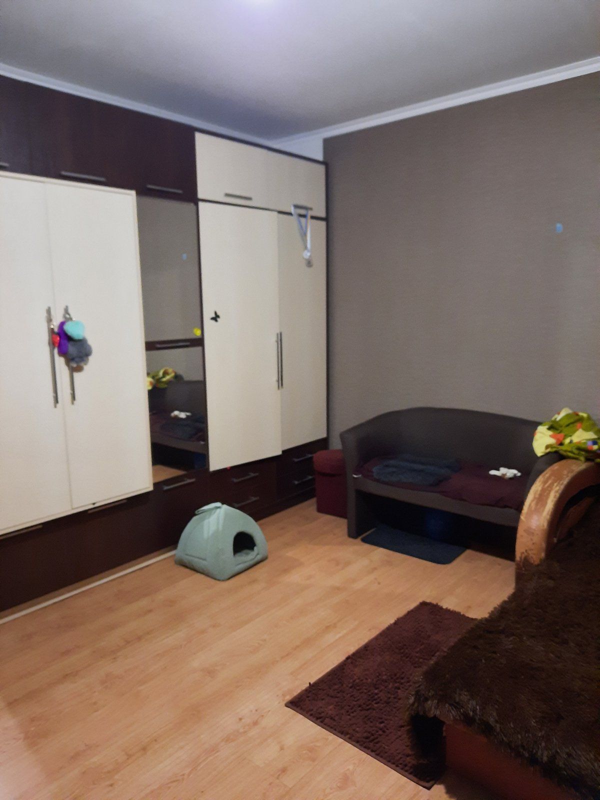 Apartment on Razumovska Street