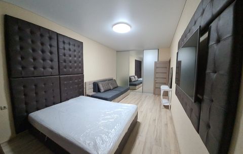 Apartment on Genuezska Street