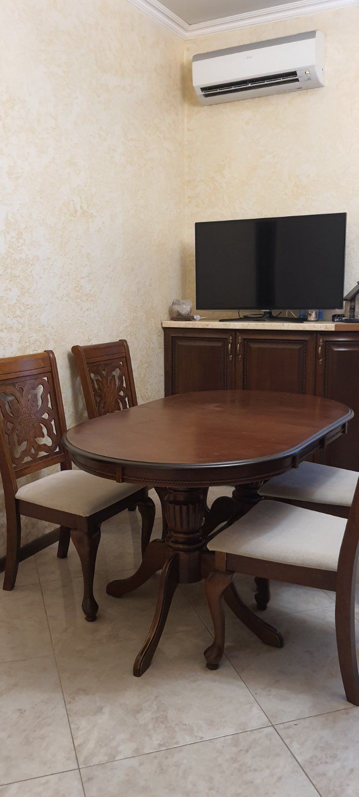 3-bedroom apartment for sale on Chepyga Atamana Street