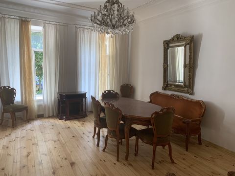 Apartment on Novoselsky Street