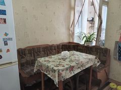 Apartment on Starokinniy Lane