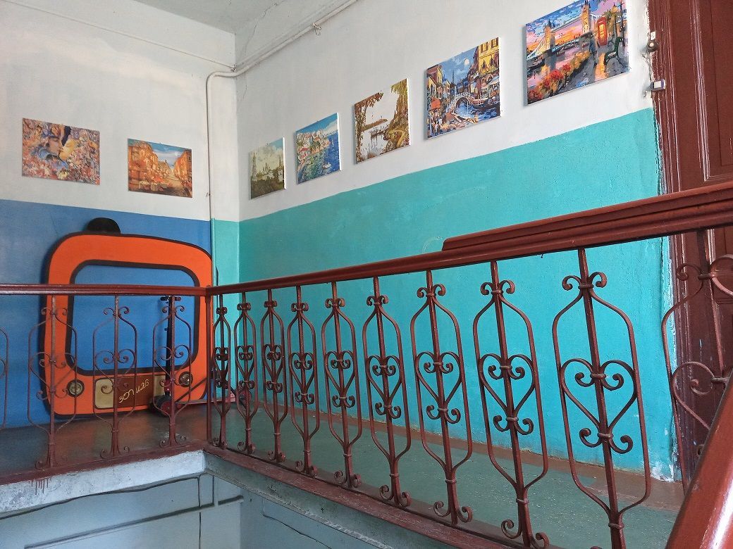 Apartment on Starokinniy Lane