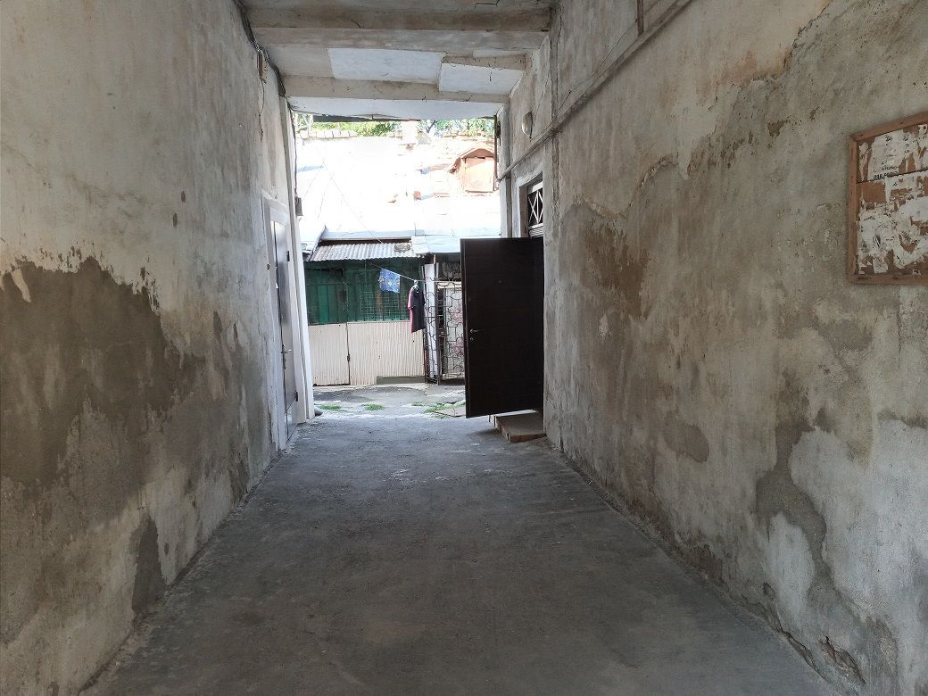 Apartment on Starokinniy Lane
