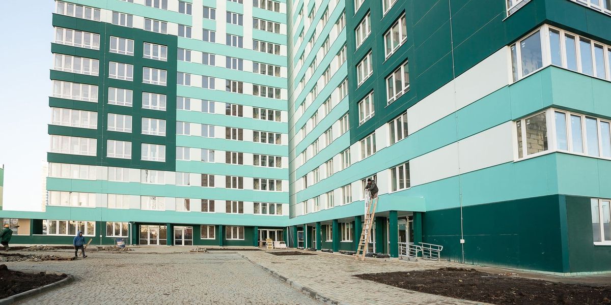 Apartment on Zhabotinsky Street