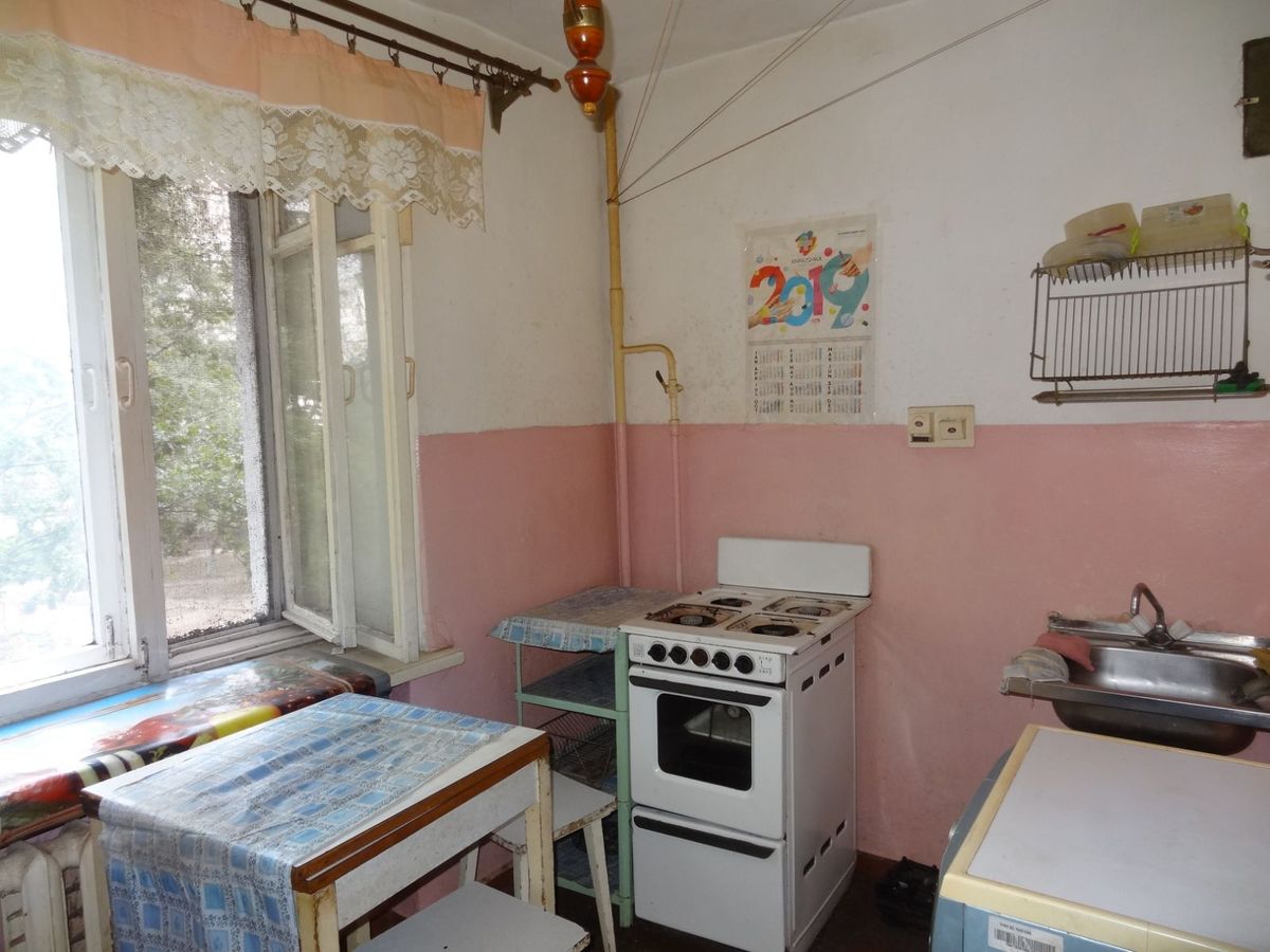Apartment on Akademika Glushka Street