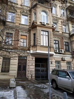 Apartment on Koblevska Street