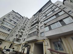 apartment on Staroreznichna Street