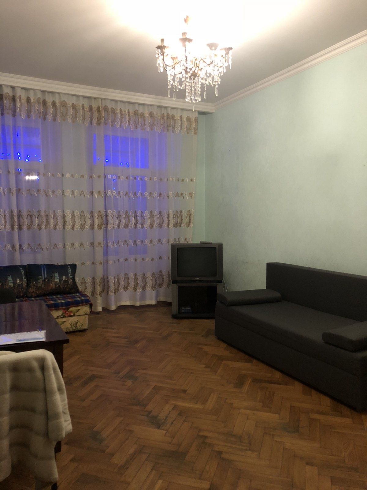 Квартира на Базарна вул.