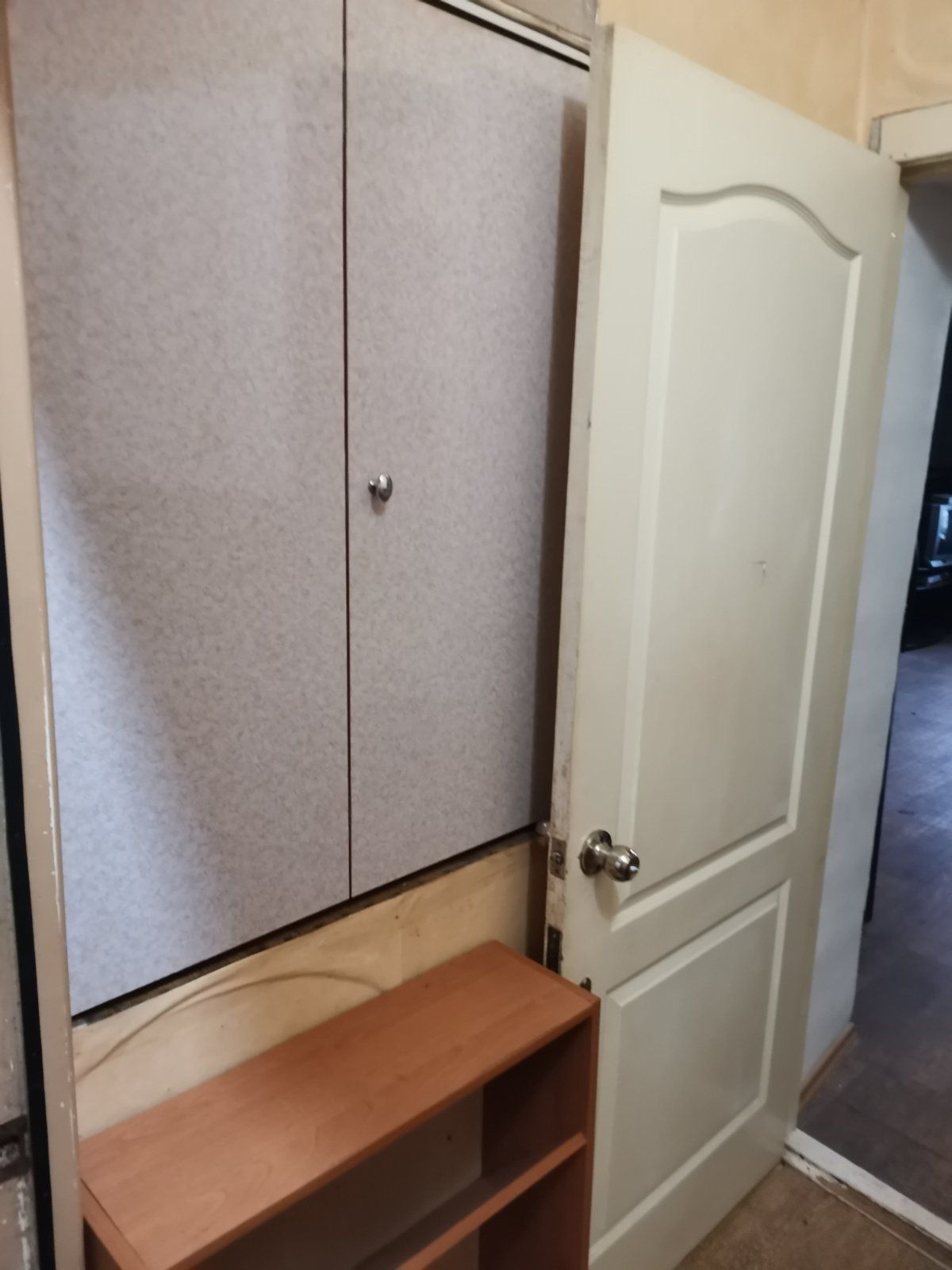 room on Novaselsky Street