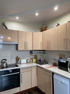 Apartment in the Raduzhny neighborhood, on