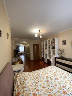 Apartment in the Raduzhny neighborhood, on