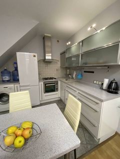 Apartment on Zhukovsky Street