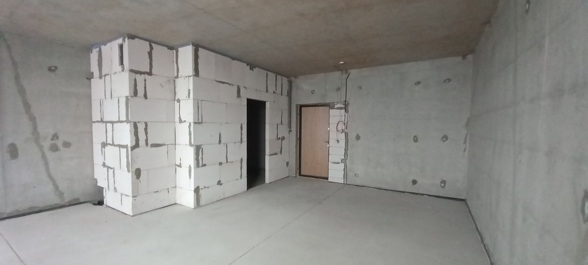 У продажу 1 кому в ЖК Чотири сезони пр-т Гагаріна кут Ботанічного пров.