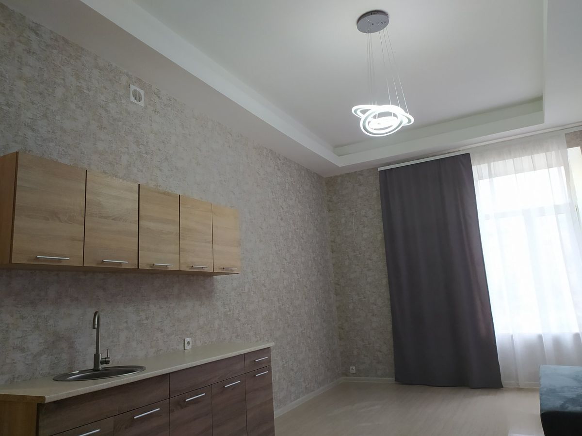 Studio apartment on Kanatnaya Street