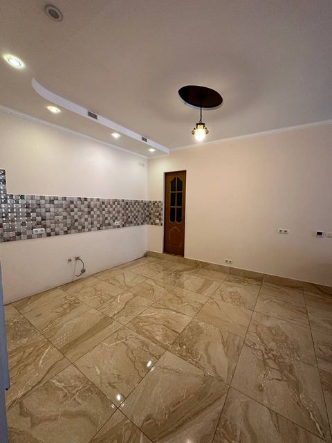 Apartment on Malaya Arnautskaya Street