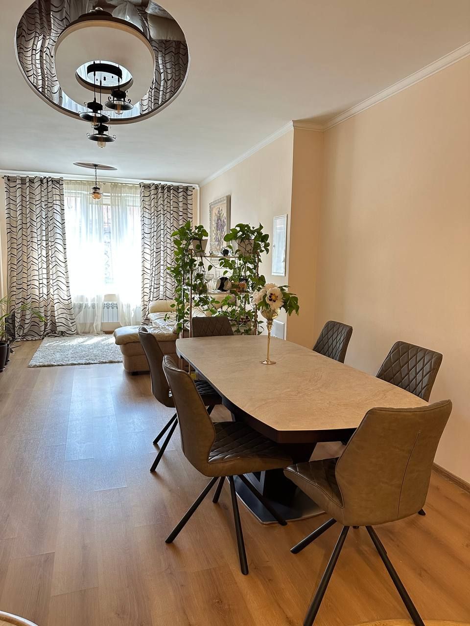 Apartment on Malaya Arnautskaya Street