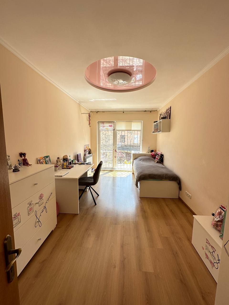 Apartment on Malaya Arnautskaya Street