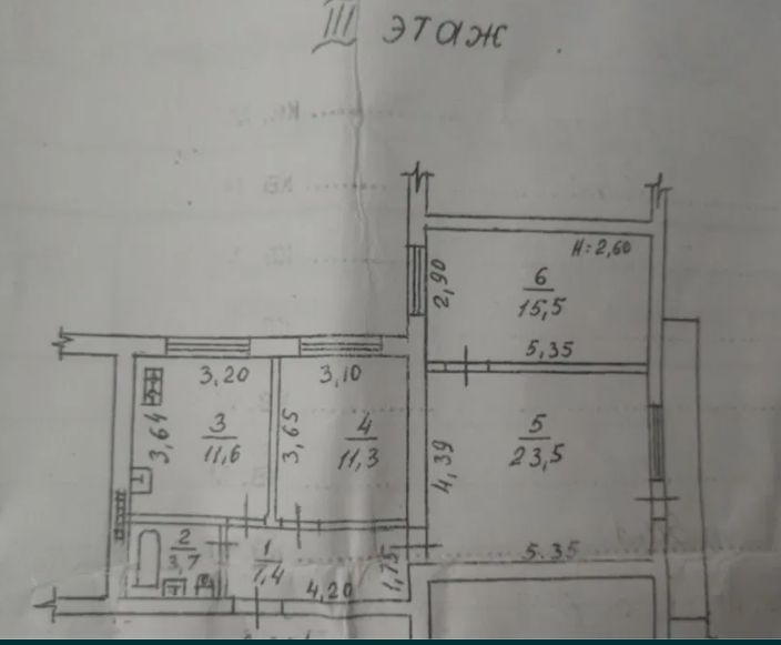 Apartment on Pionerskaya (Akademicheskaya)