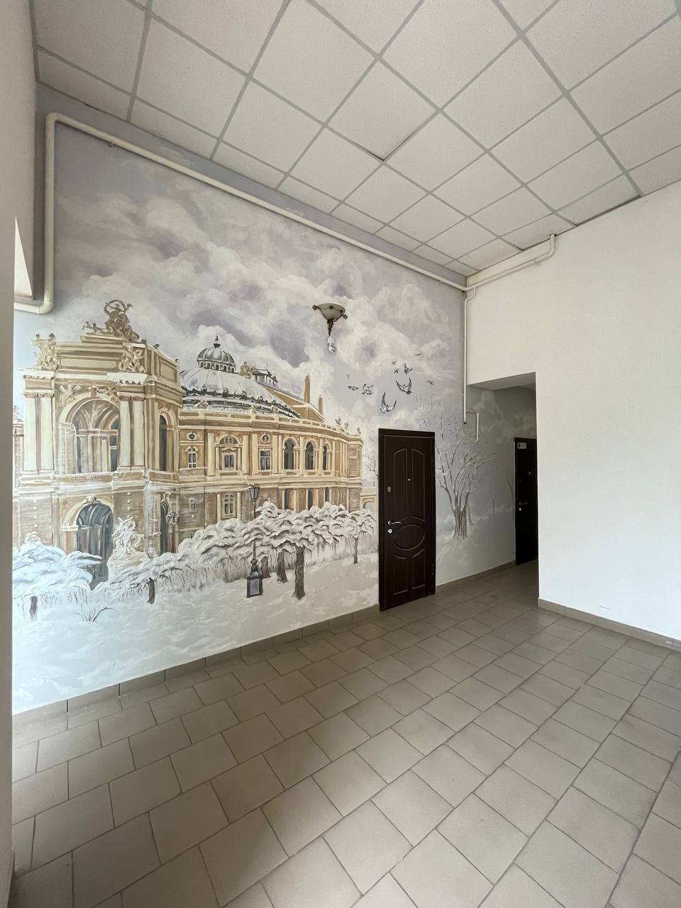 Apartment for sale with a terrace in the city center, with a view of the sea.