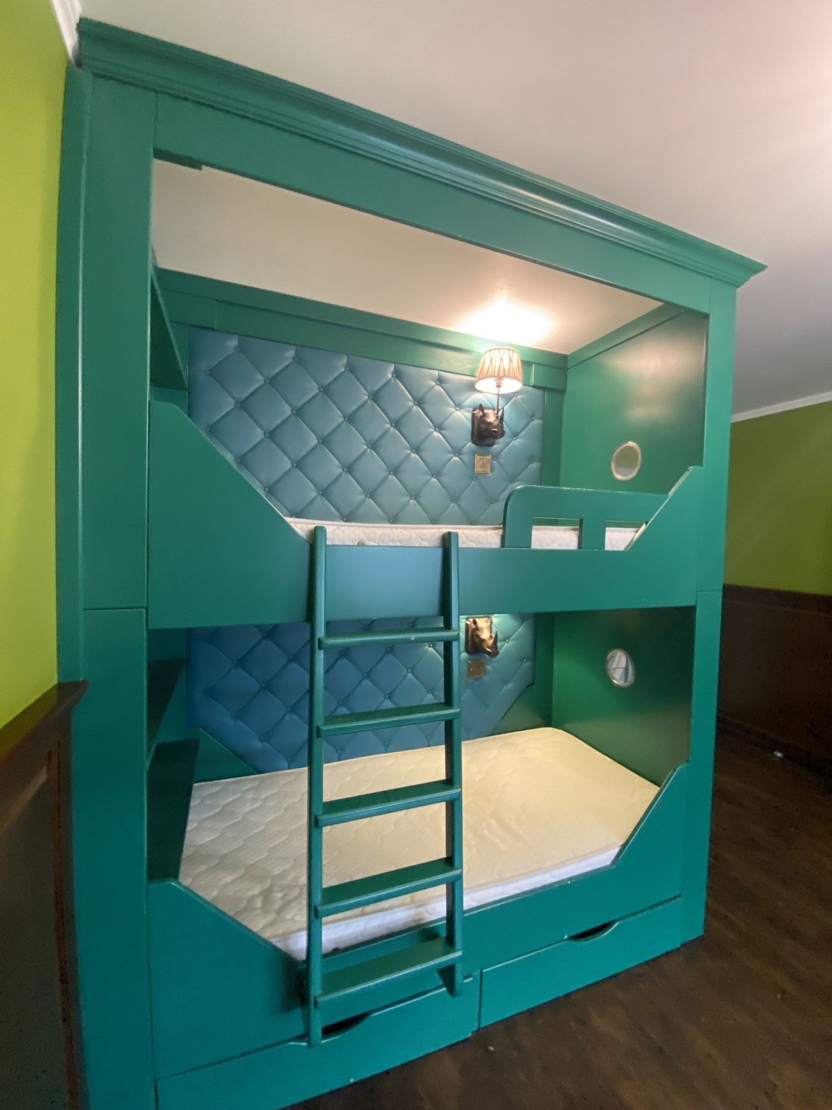 Apartment on Svetly Lane