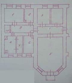 Apartment on Troitska Street