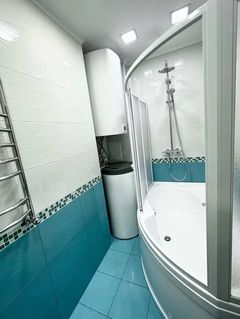Apartment on General Bocharova Street