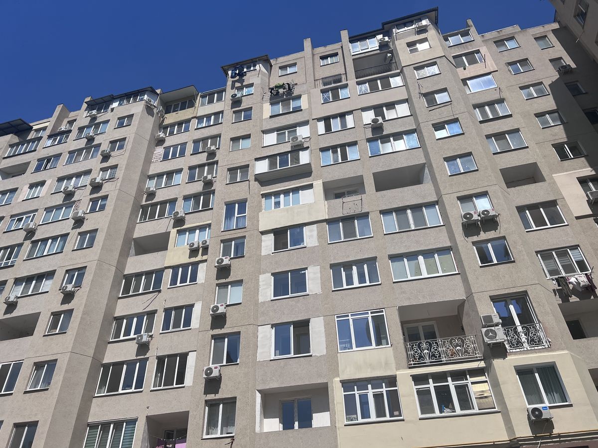 Apartment on Bocharova Street