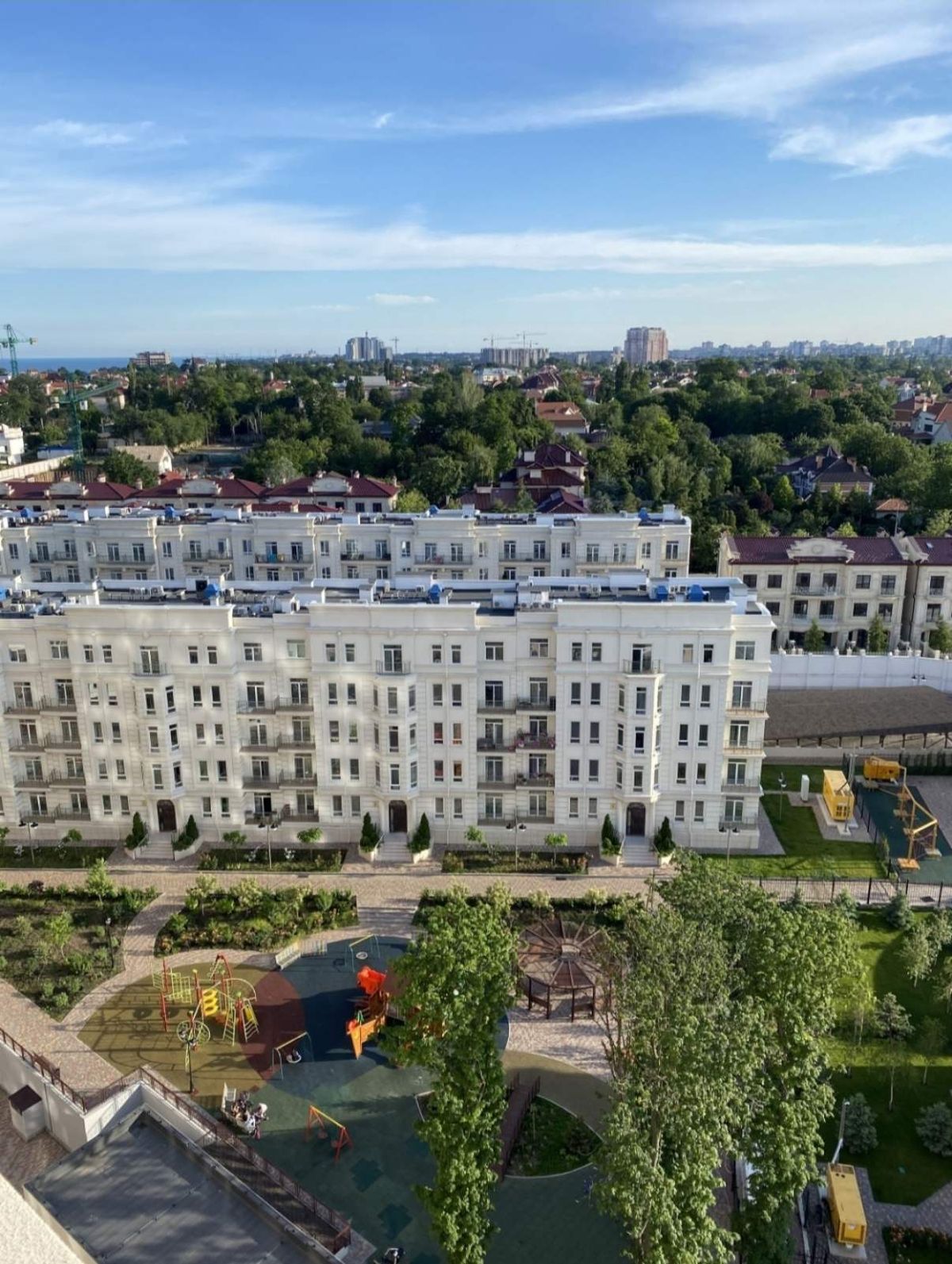 Apartment on Fontanska Road