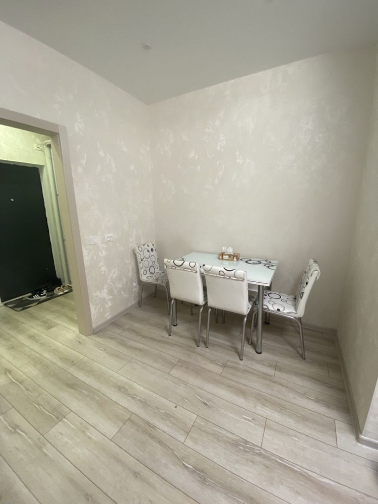 Apartment on Rozkidaylivska Street