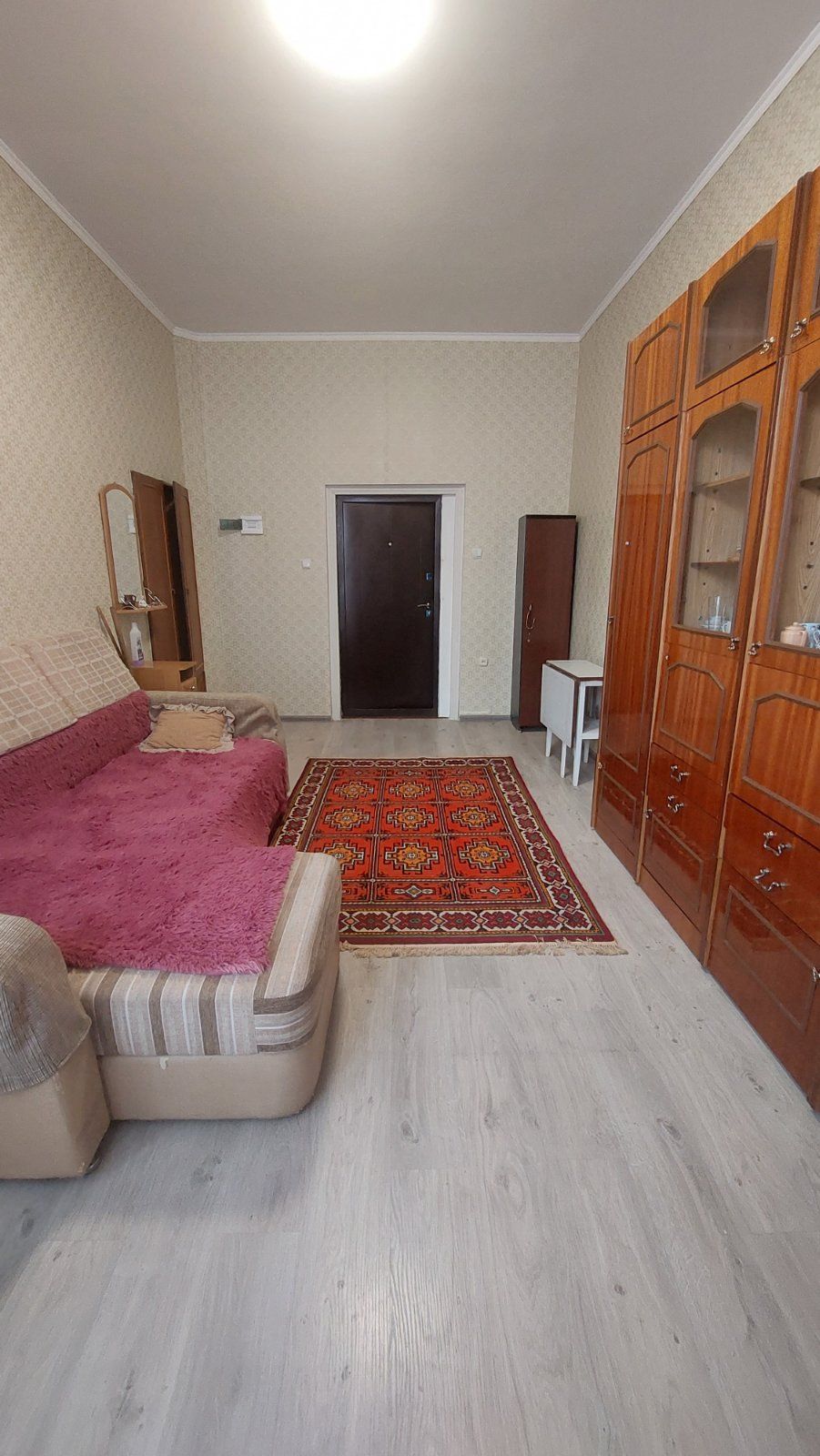 Room on Preobrazhenskaya Street