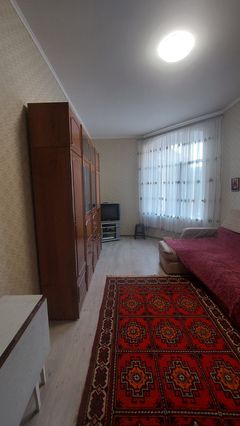 Room on Preobrazhenskaya Street