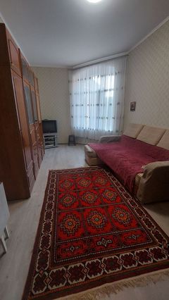 Room on Preobrazhenskaya Street